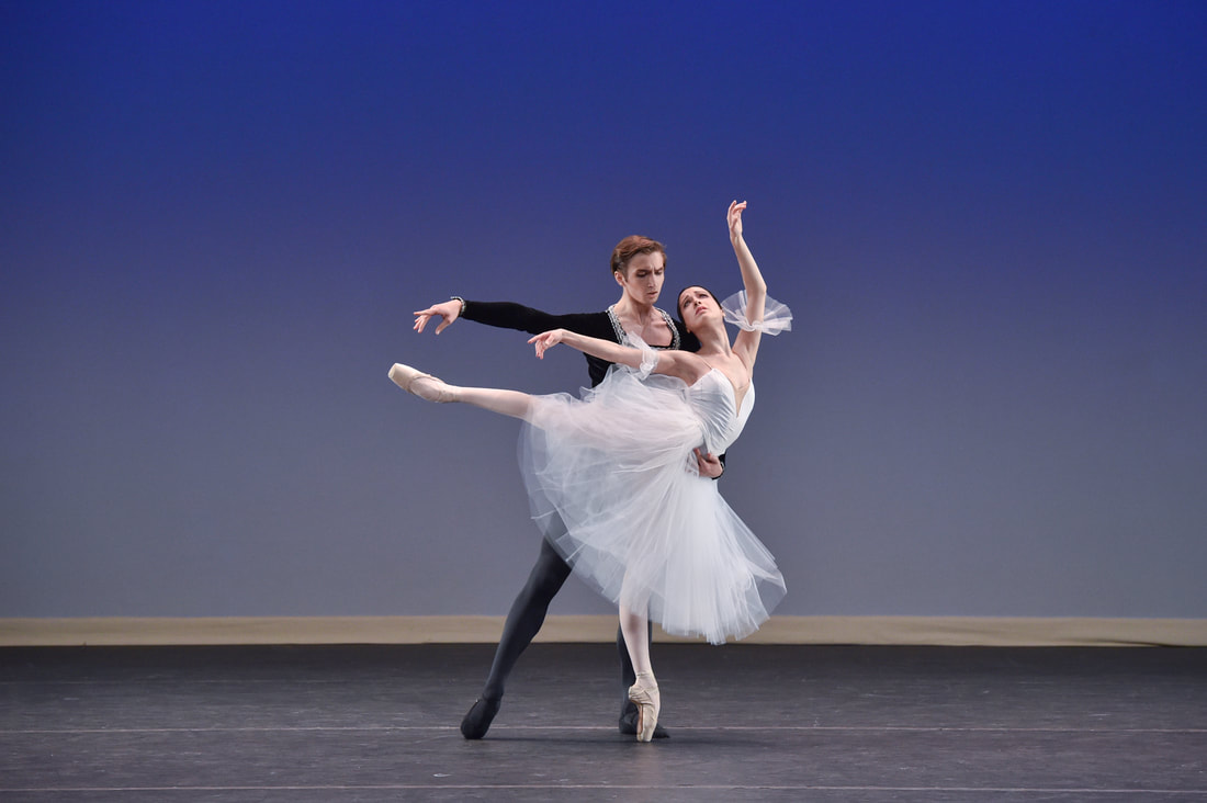Gloria Benaglia and Andrii Ishchuk perform the pas de deux from Giselle